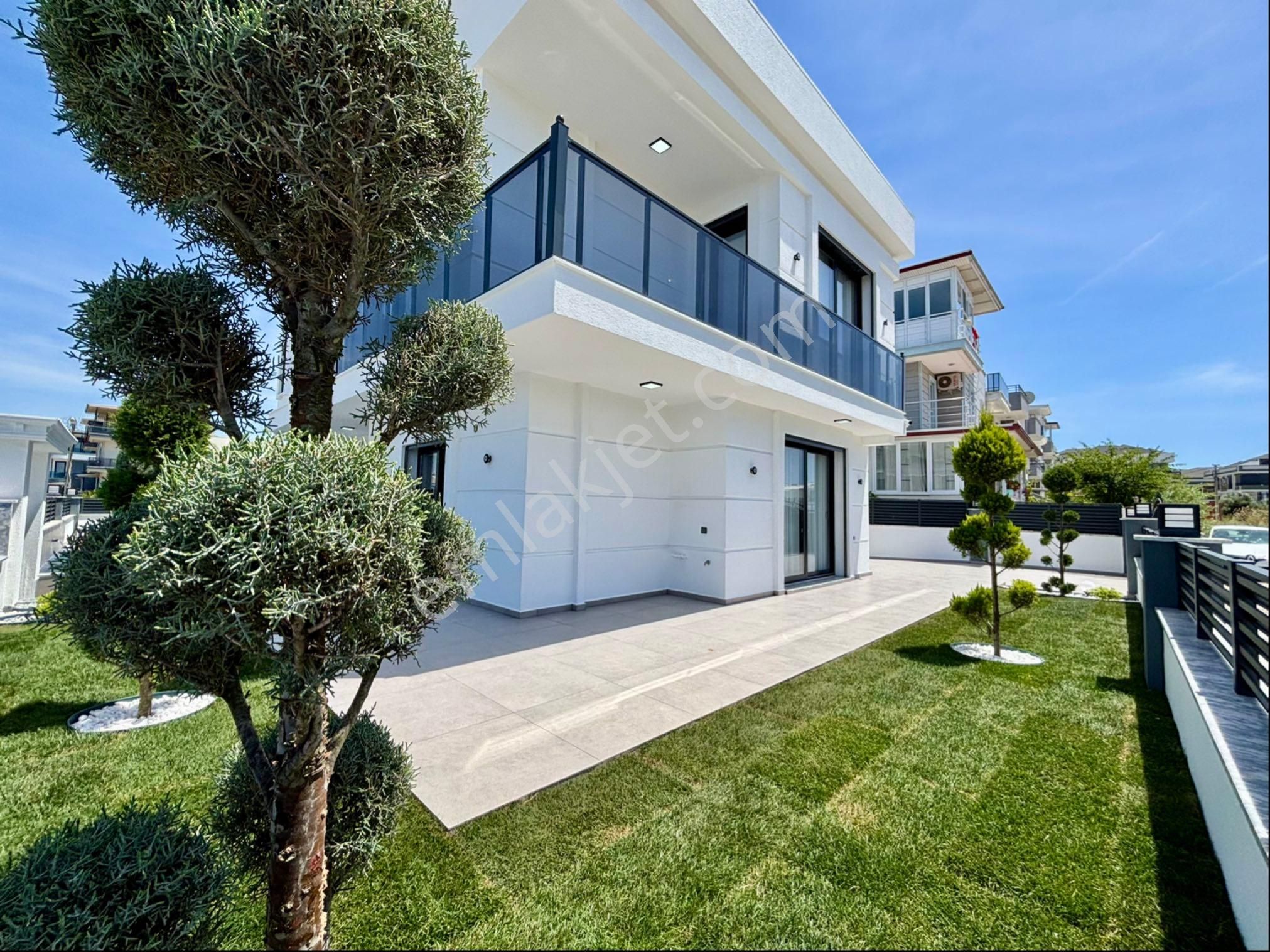 Didim’de Satılık Tam Müstakil Lüks Villa