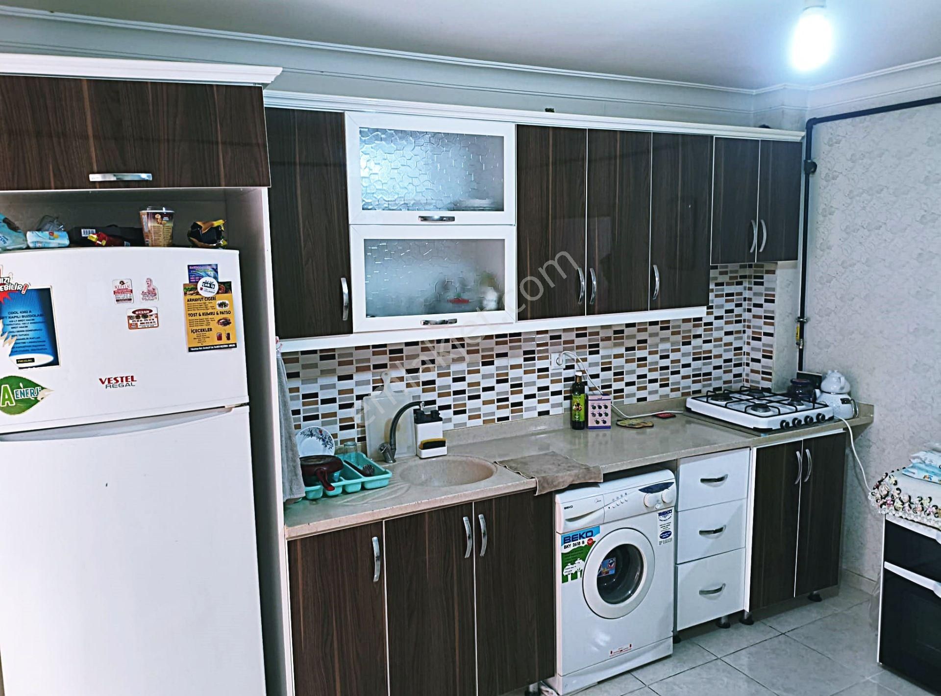 Cihandan Yükseltepede Karakeçili Cadde Yakını Satlık 3+1 Daire