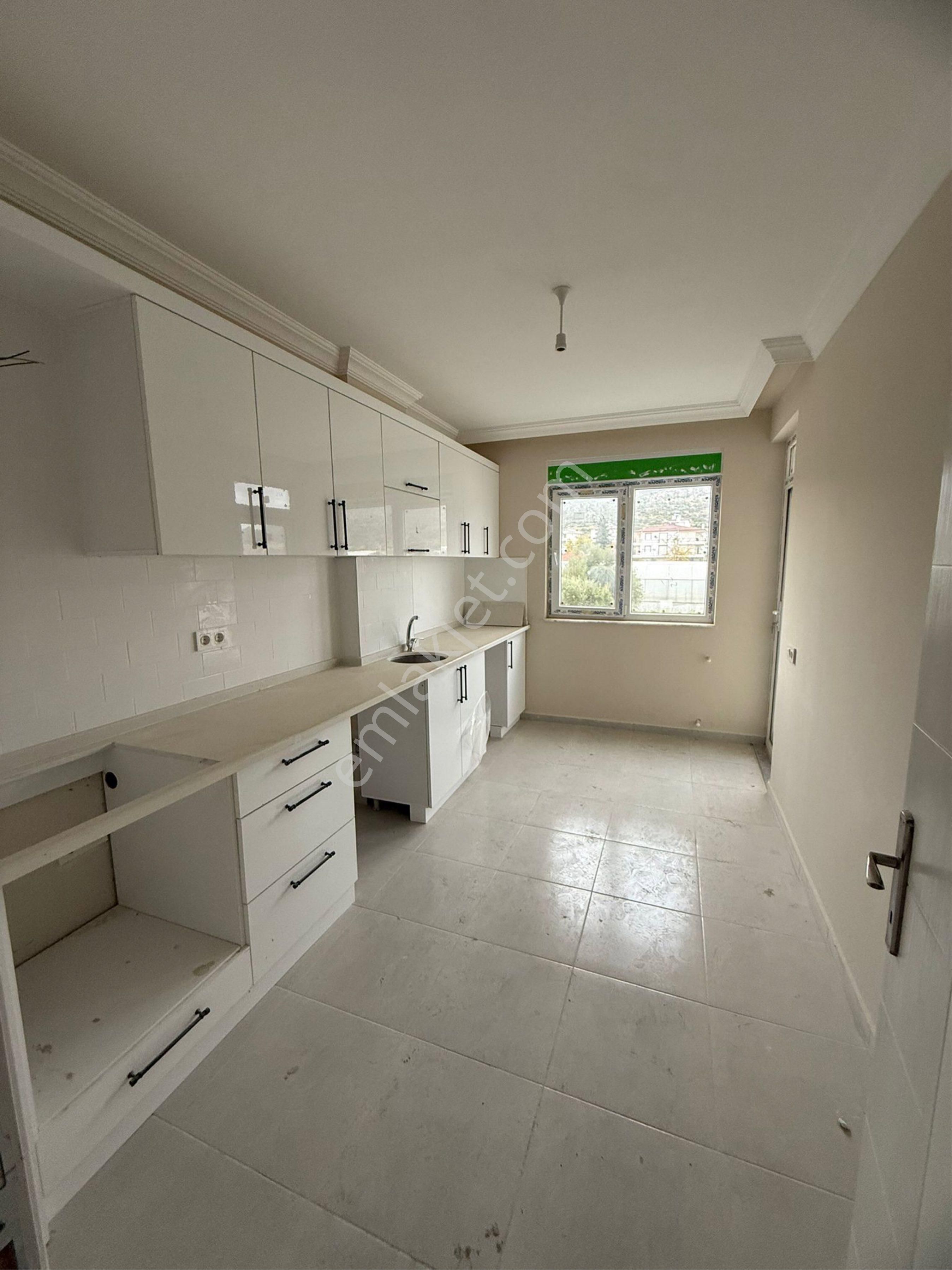 Esentepede 2+1 Katta Sıfır Ayrı Mutfaklı İskanlı Daire