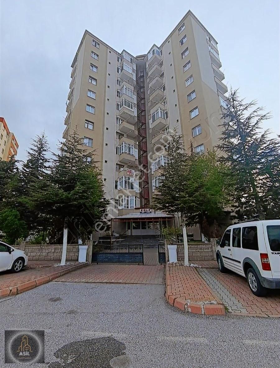 Tavlusun Mah.önü Fuul Açık Hobi Bahçeli Satılık 3+1 Daire