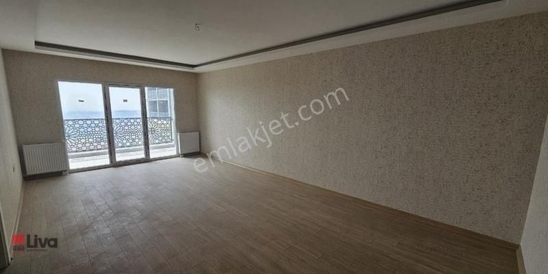 ▓rw Liva Dan Bak Yapı Seyirtepede Muhteşem Manzaralı 3+1 Daire▓