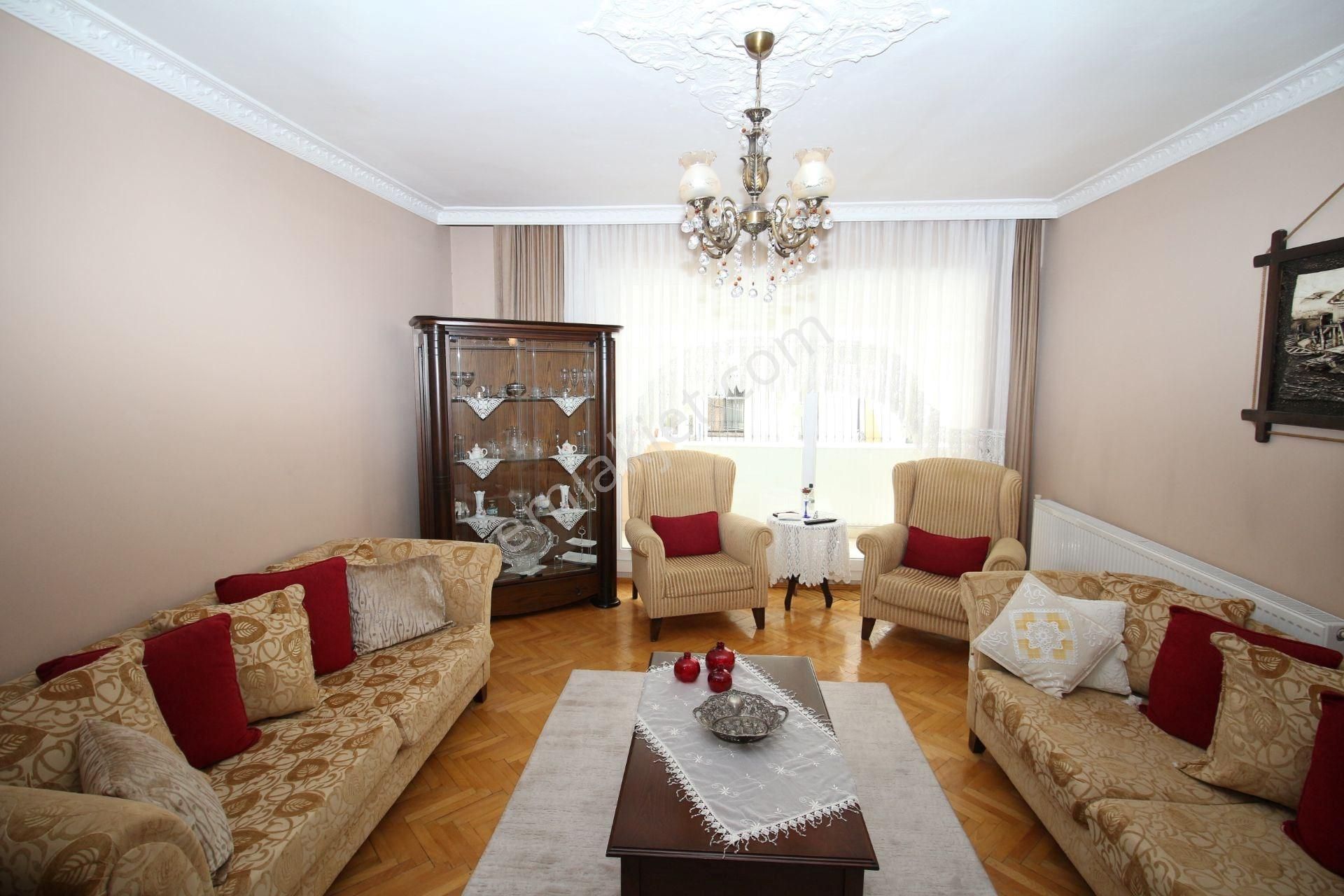 Basınsitesi Mahallesin De Tadilatlı Doğalgazlı 2+1
