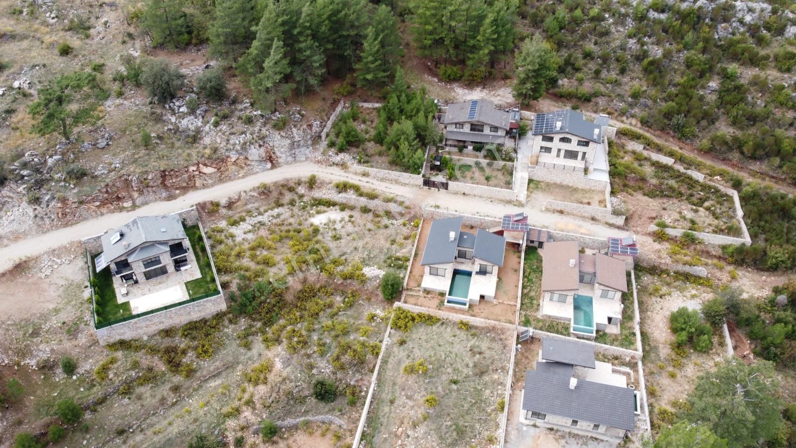 ​fethiye Kızılbel De 523 M2 % 20 İmarlı Arsa Satılık - Görsel 3