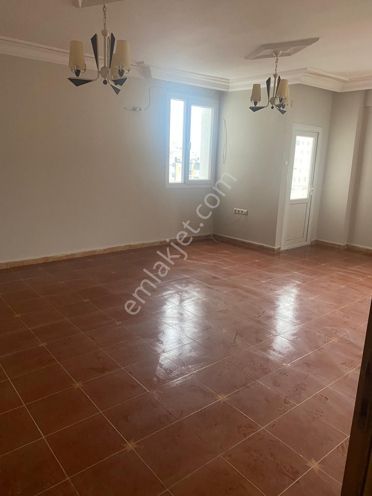 *3+1*toros* 14-8katı 150m2* Kapalı Mutfak* Kat Mülkiyetli* Hasarsız* Dgaz Kapıda* Merkezi Konum 2wc