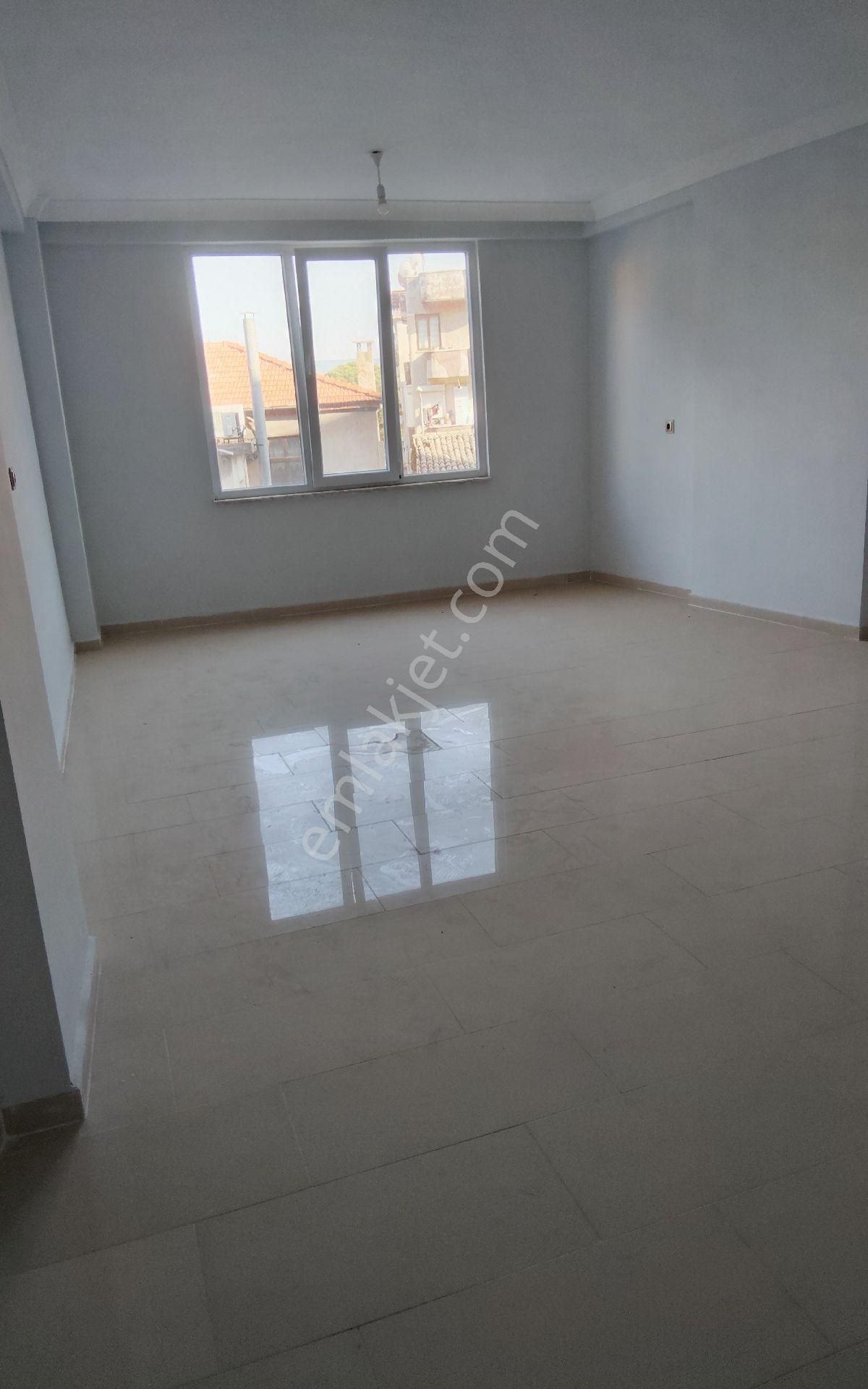 Burhaniye Merkez 50m2 Satılık Ofis