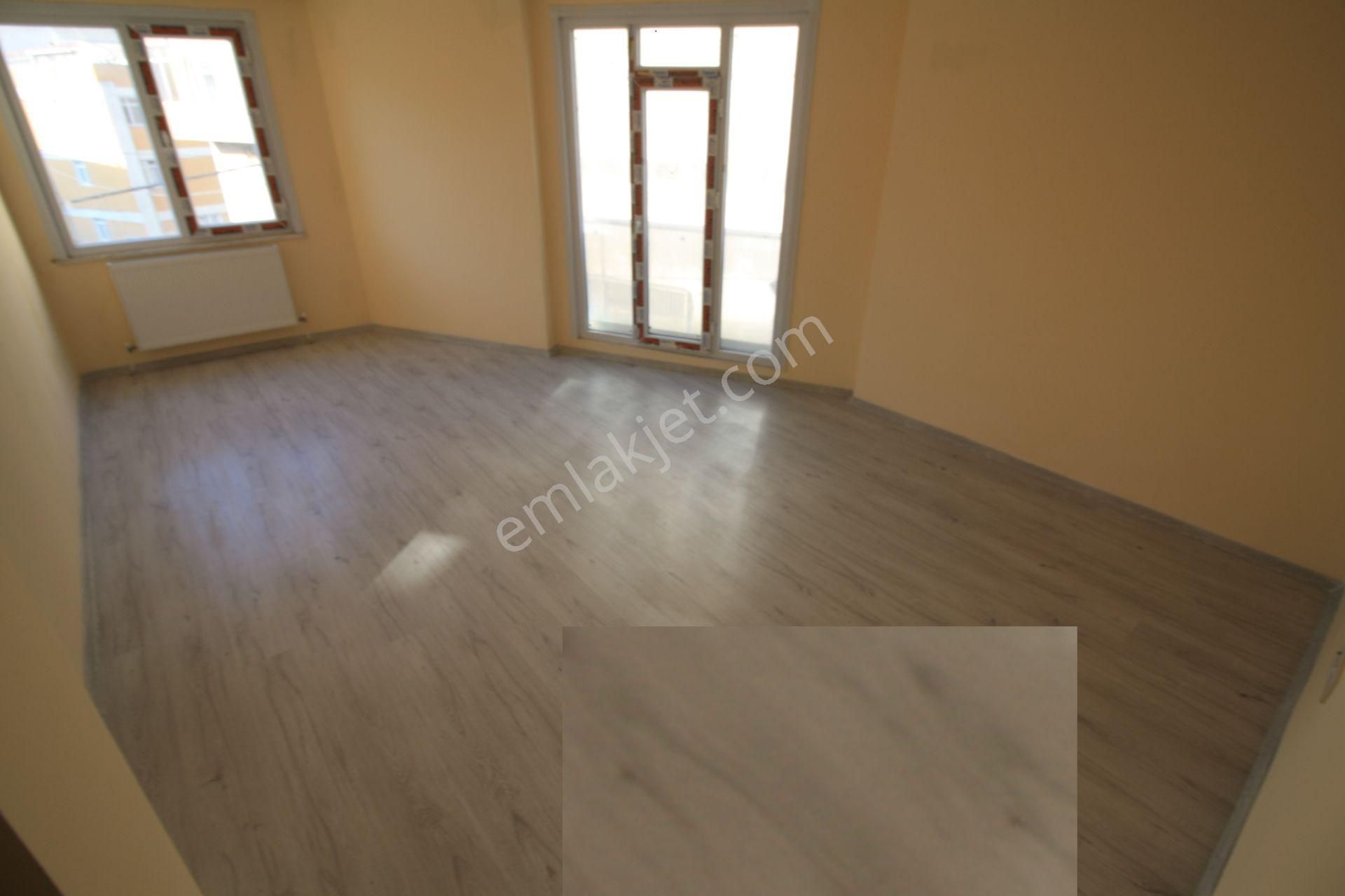 Pendik Kavakpınar'da Fırsat 2+1 Satılık Daire!!!