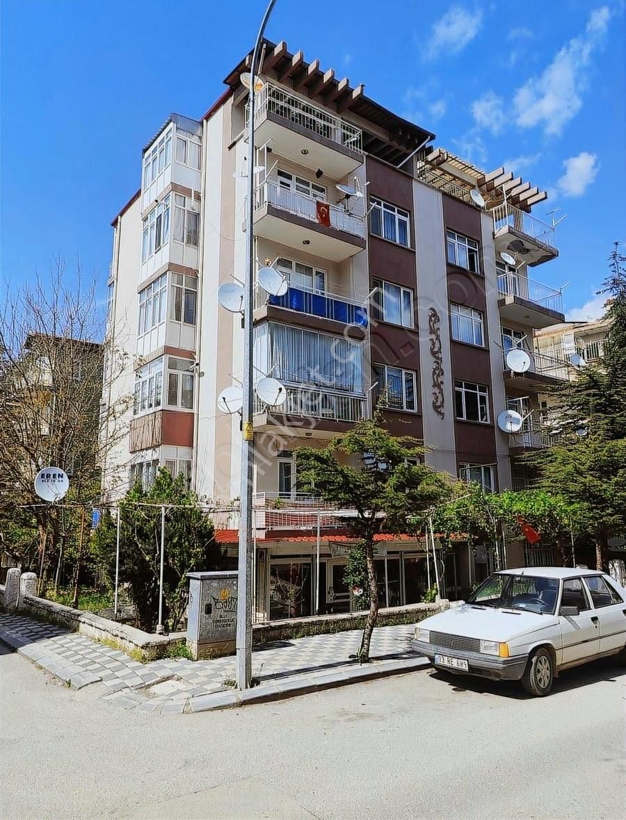 "kira+yakıt Dahil"merkez'de Arakat Bakımlı Afjet+d.gazlı 3+1