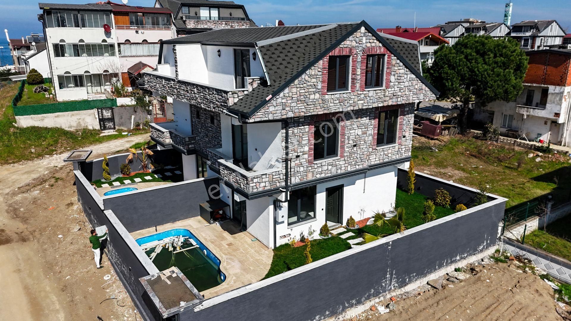 Modern Mimariyle Tasarlanmış 4+1 Müstakil Villa