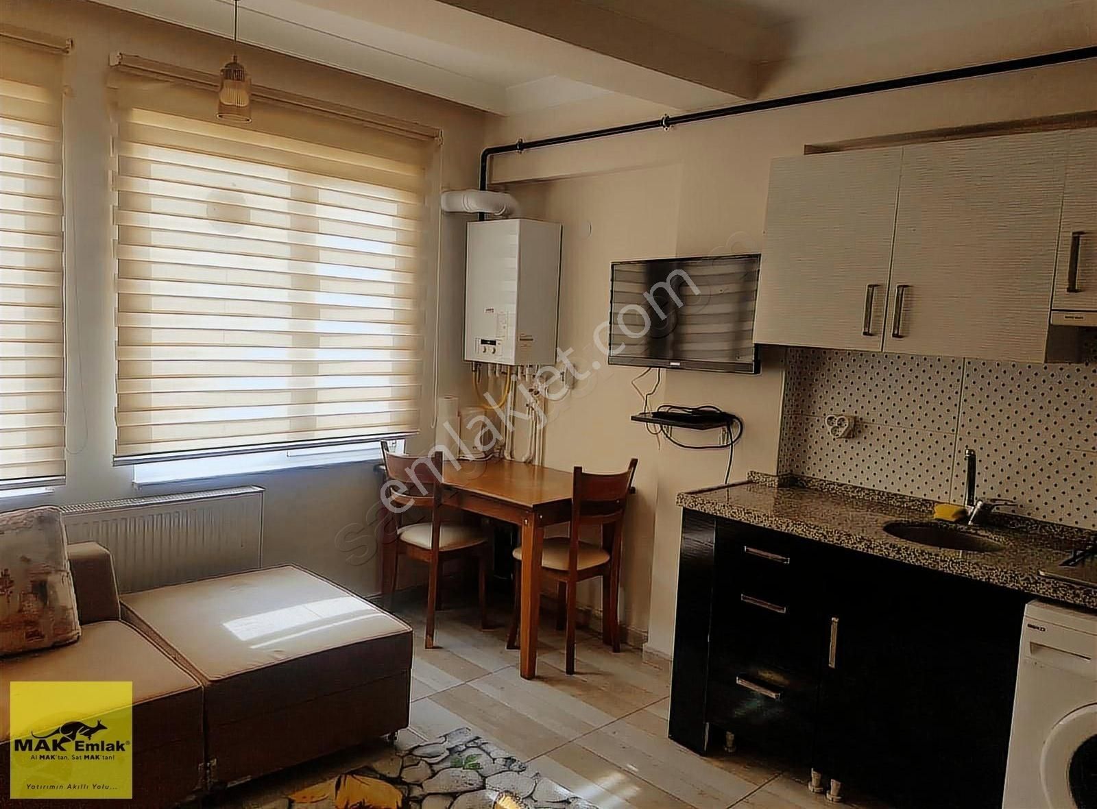 Mak'tan Çarşı Merkez De Satılık Eşyalı 1+1 Daire S 2737