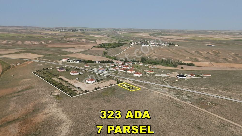 Konya / Cihanbeyli'de Hesaplı Yatırım Fırsatı 660 M² Konut İmarlı Arsa