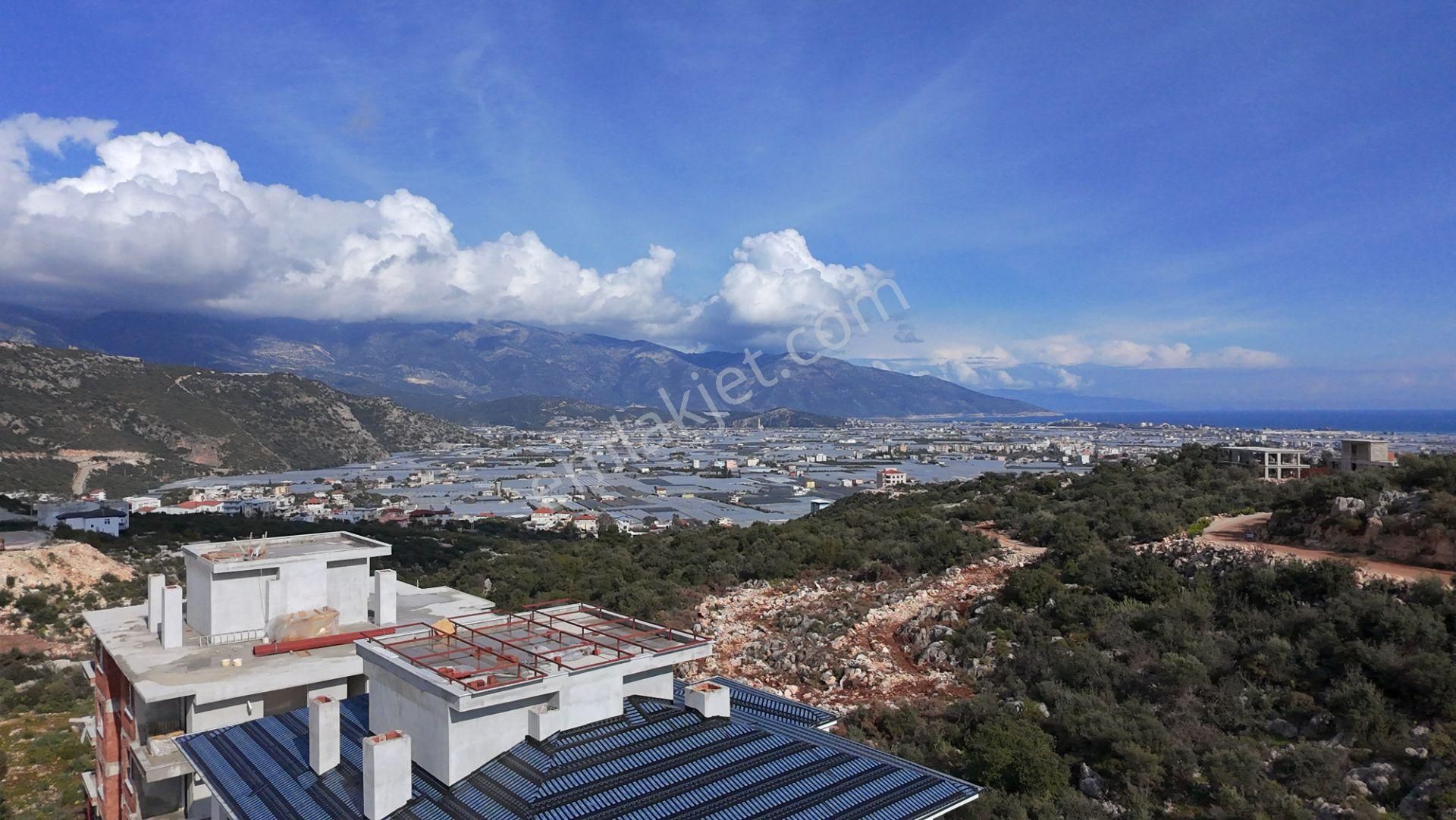 Demre Bozdağ Satılık 4 Kat İmarlı 1050 M2 Arsa