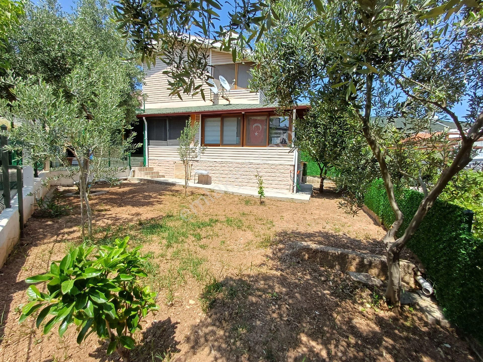 Didim Akbük’te Köşe Konumlu Satılık Yazlık Villa