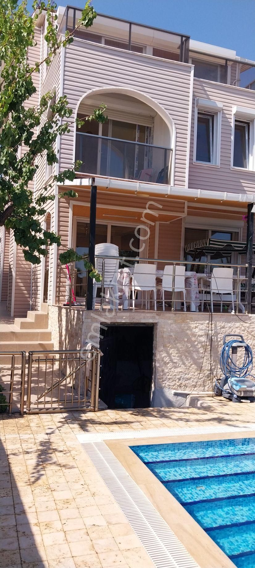 Rose Emlak'tan K Kiralık Yüzme Havuzlu Tripleks Müstakil Villa - Görsel 31