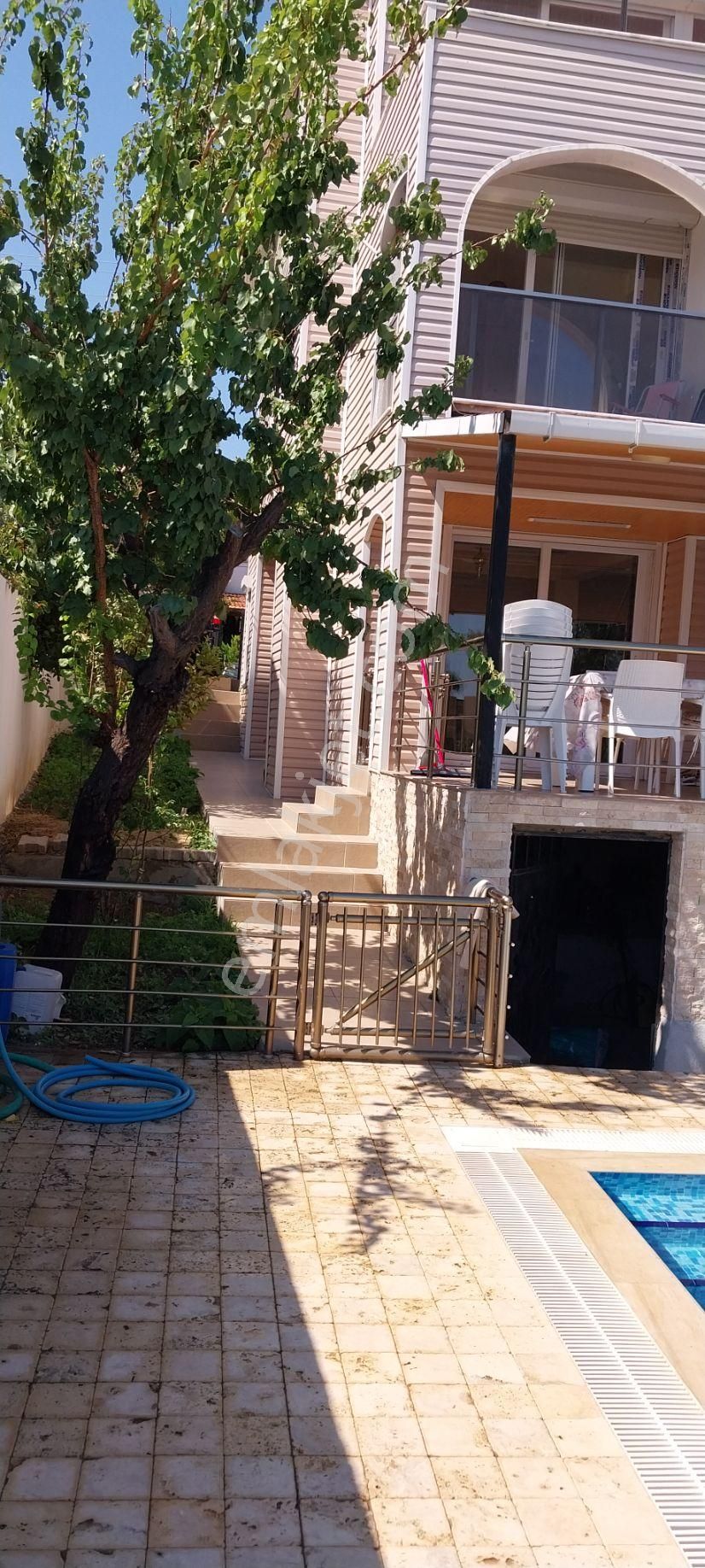 Rose Emlak'tan K Kiralık Yüzme Havuzlu Tripleks Müstakil Villa - Görsel 32