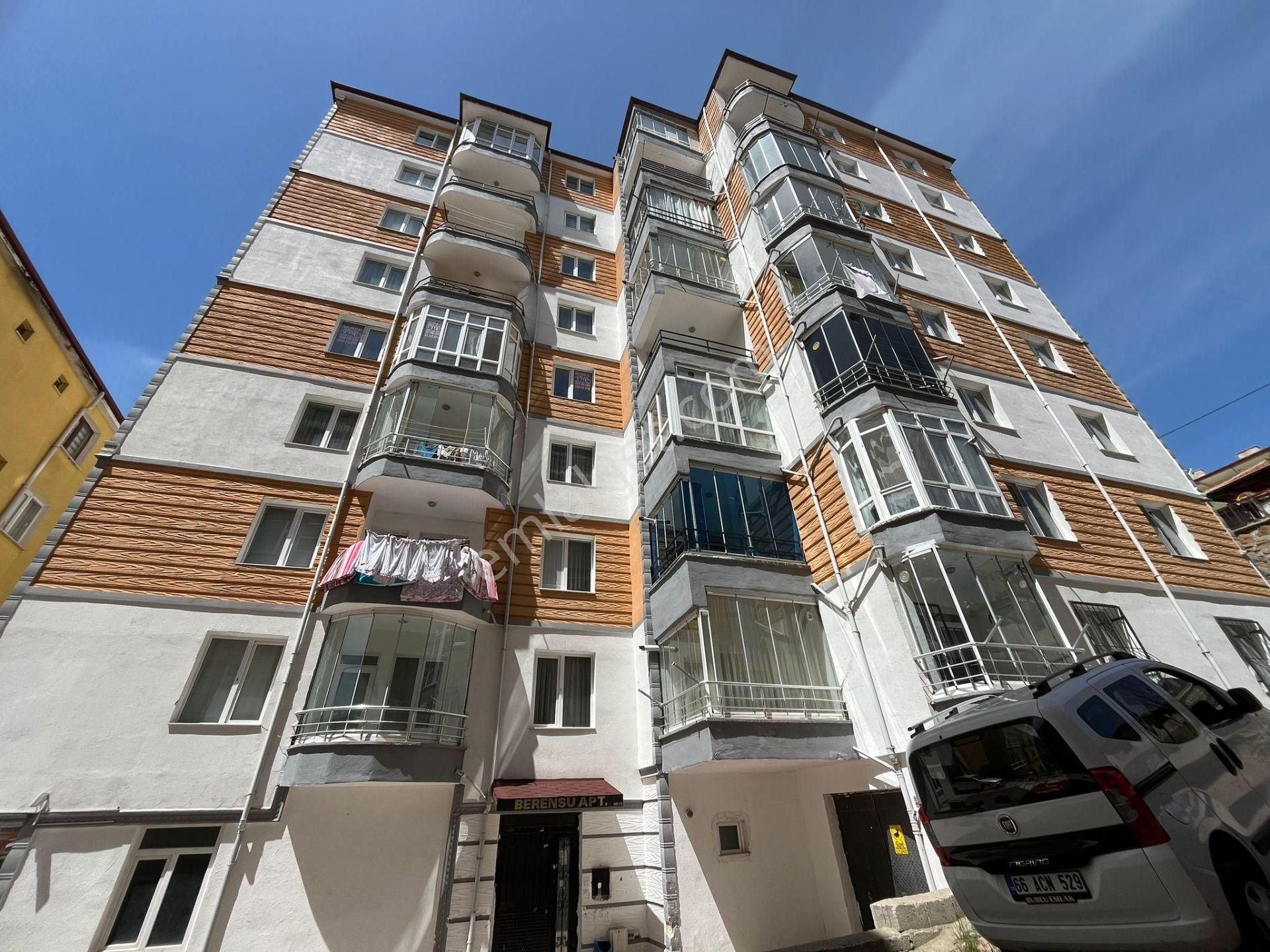 Çarşı Merkezde 3+1 Yapılı Kiralık Daire *** Burcu Emlaktan