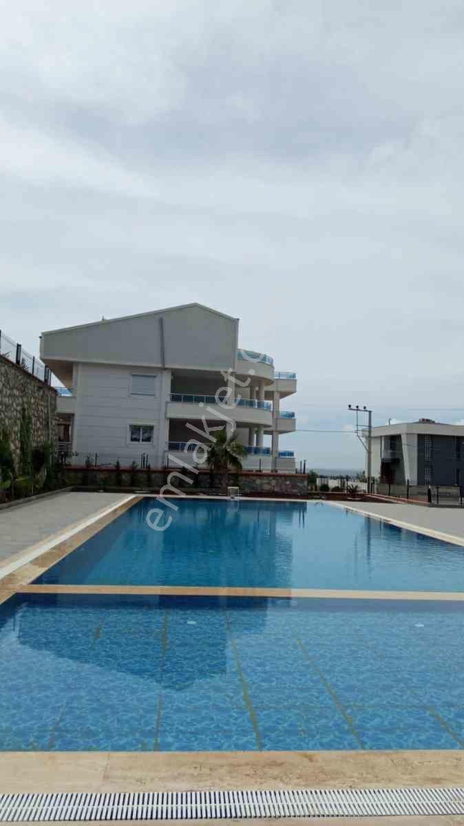 Panaromık Akbuk Koyunda Denız Ve Orman Manzaralı 3+1 Dubleks Daıre
