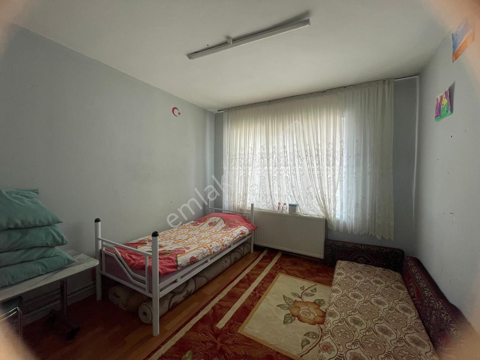 Selçuk Da Kendirli Camii Yanında Kombili 3+1 Daire