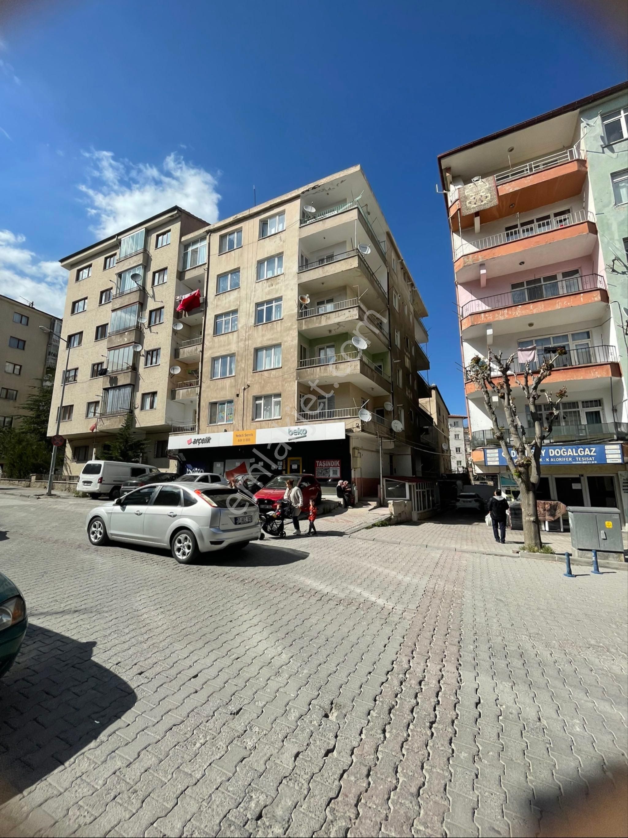 Satılık Daire Niğde Aşağı Kayabaşı Mahallesi Kat 2 Çarşı İçi