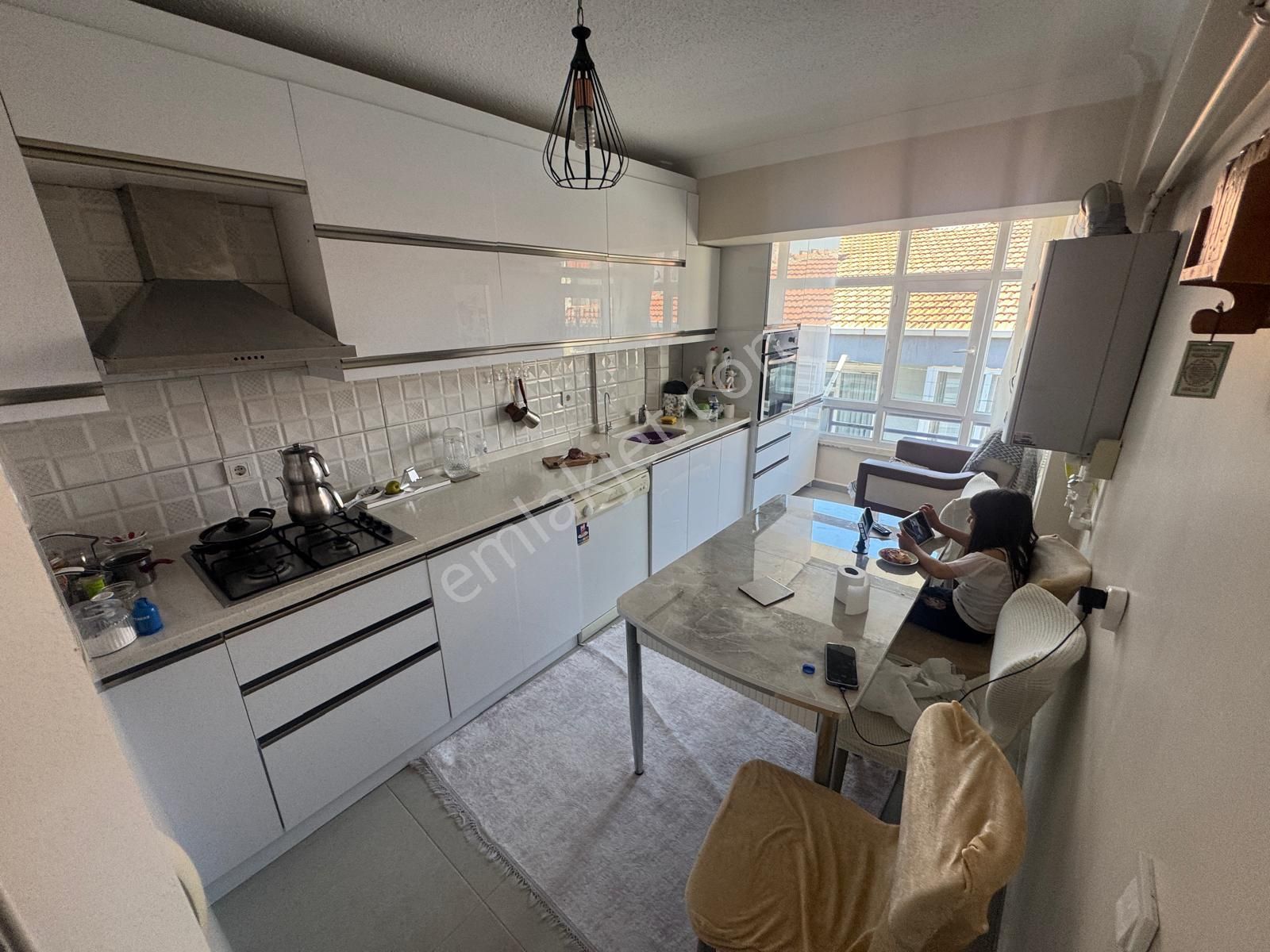 Andiçen Mh'de 3+1 125m² Katta Yapılı Ulaşıma Yakın Daire