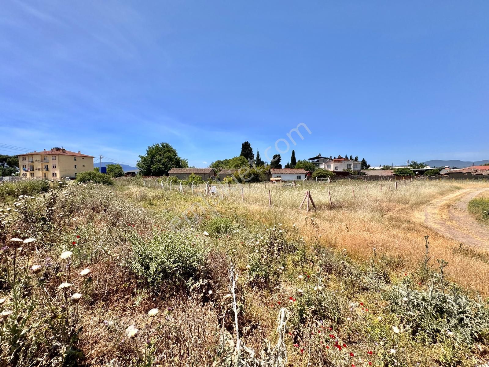 Manisa Paşaköy De 220 M2 - 232 M2 Arsa , İmarlı