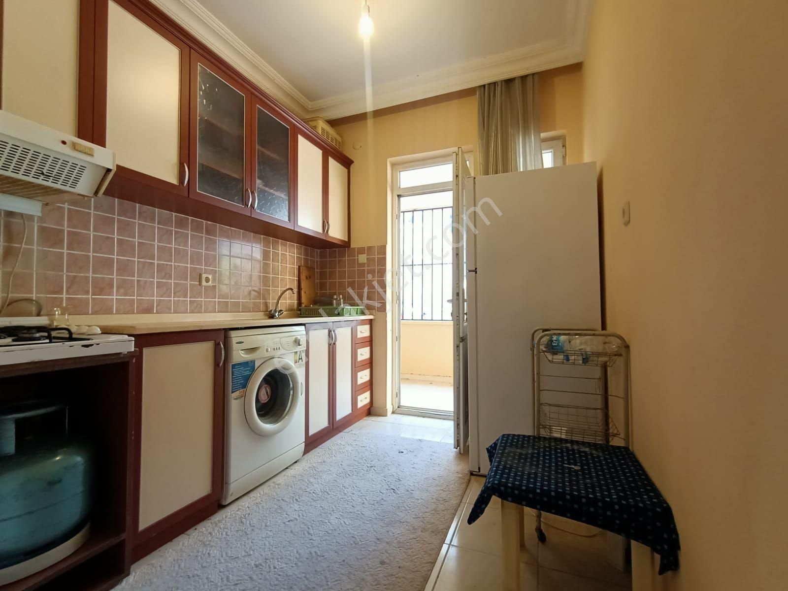 Tıranvaya Yürüme Mesafesinde Site İçerisinde Acil Satılık Daire