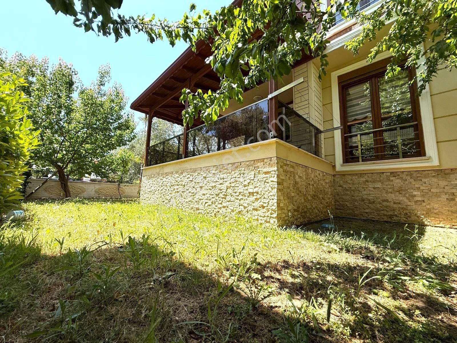 🌈ayanoğlundan Site İçerisinde Tam Bağımsız Denize Yakın Satılık 3+1 Villa