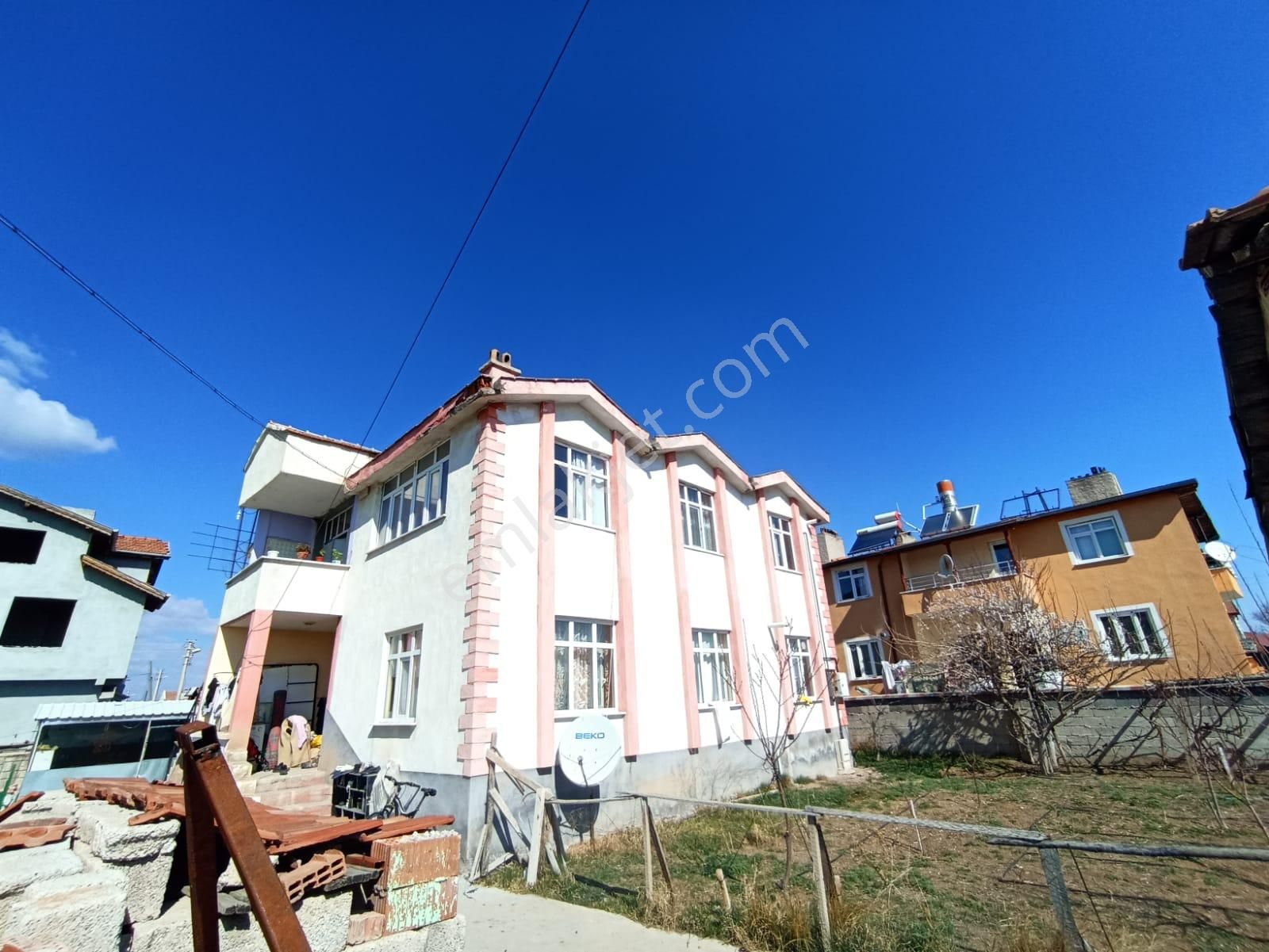 Alakova'da 500 M2 Arsa İçerisinde 2 Katlı Cazip Fiyatlı Müst Ev - Görsel 2