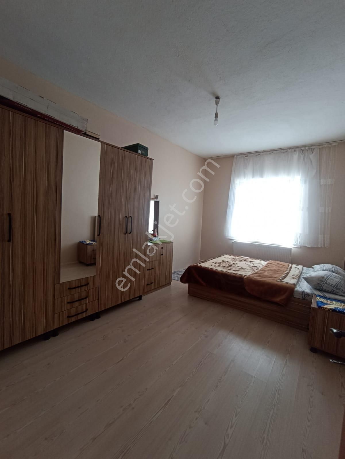 Alakova'da 500 M2 Arsa İçerisinde 2 Katlı Cazip Fiyatlı Müst Ev - Görsel 13