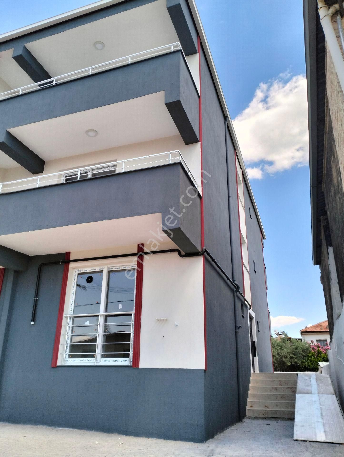 Gürser Emlak Satılık 1+1 Daire