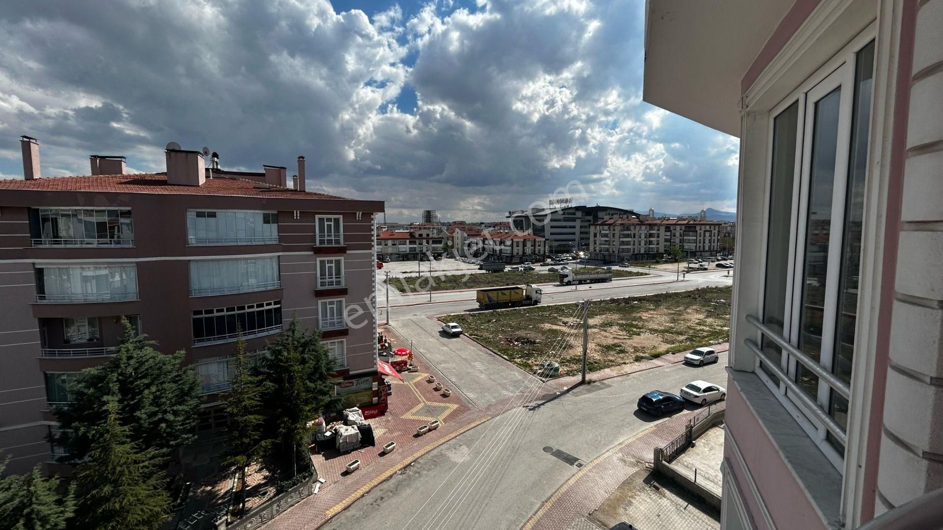 Aşır Gökdemir Kiralıyor Kosova Mah. Gherdan Otel Arkası 2+1 Daire