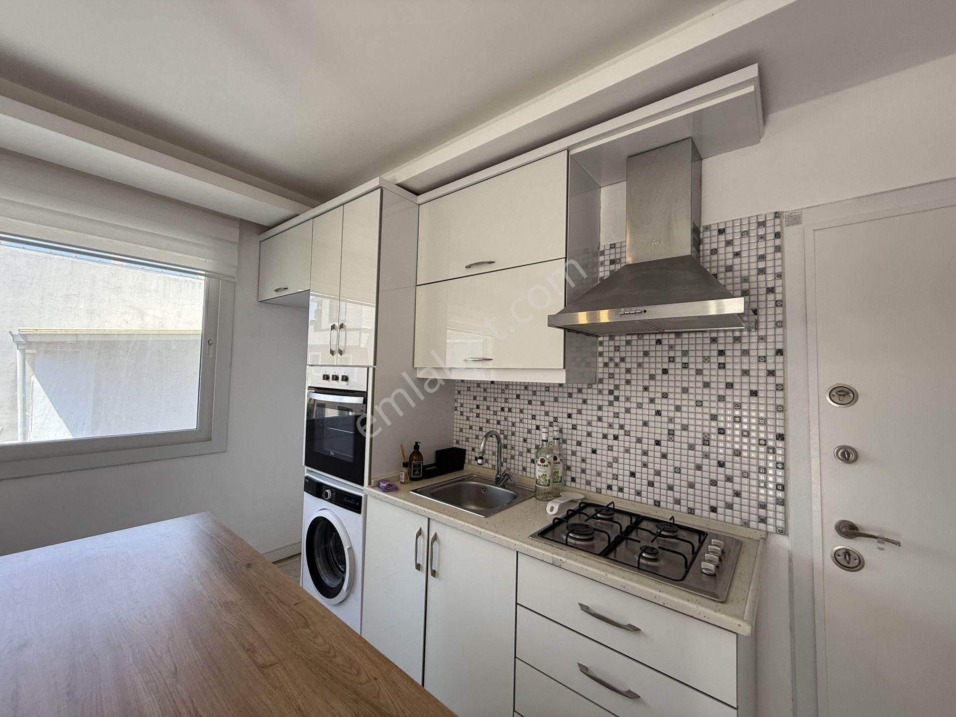 Sığacık Marina’ya 50 Metre Mesafede, Full Eşyalı, Geniş Teraslı Dubleks Daire! - Görsel 5