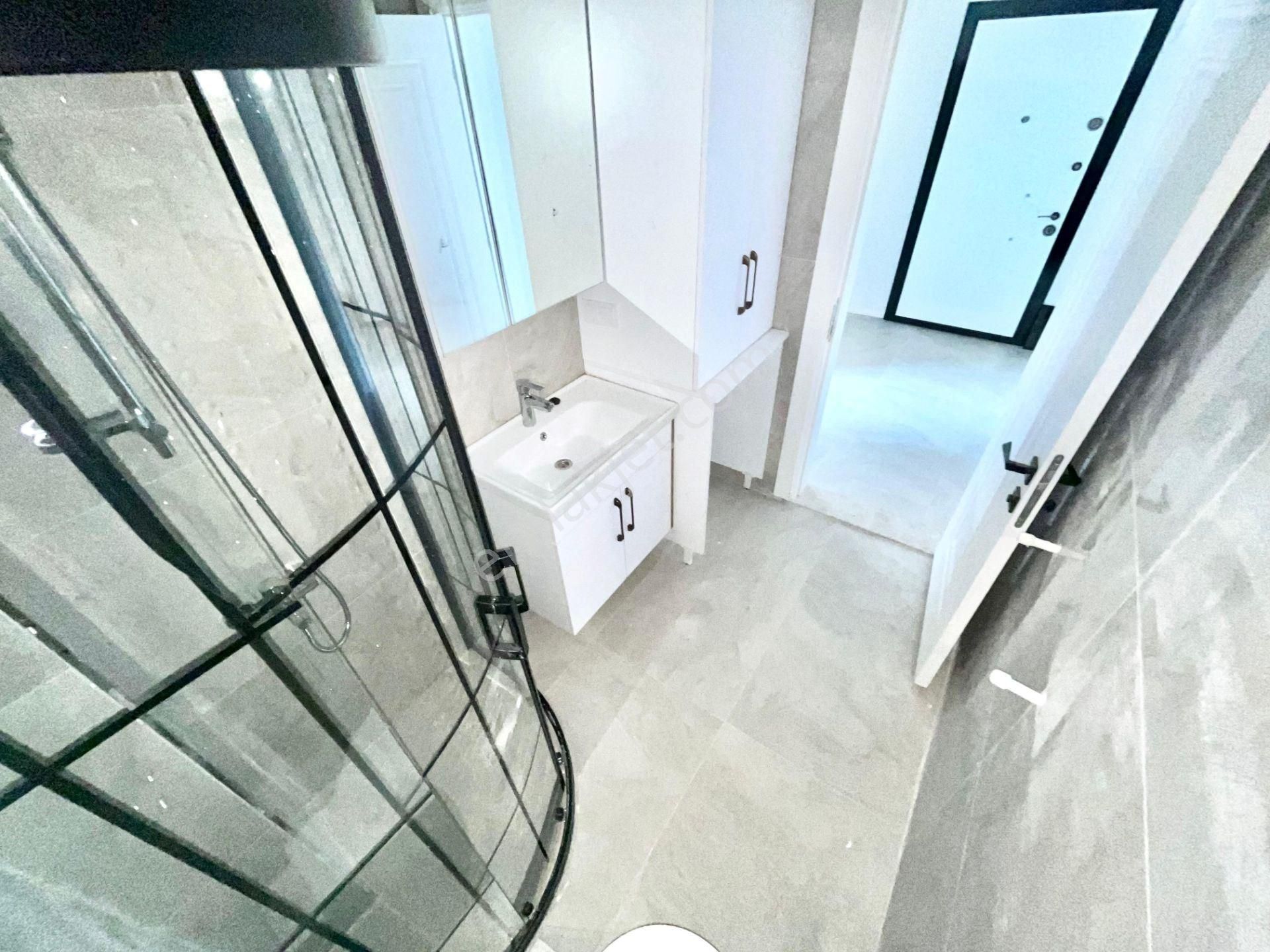 Yükselden Gürede Doğa Manzaralı Yeni Binada Ayrı Mutfak 2+1daire
