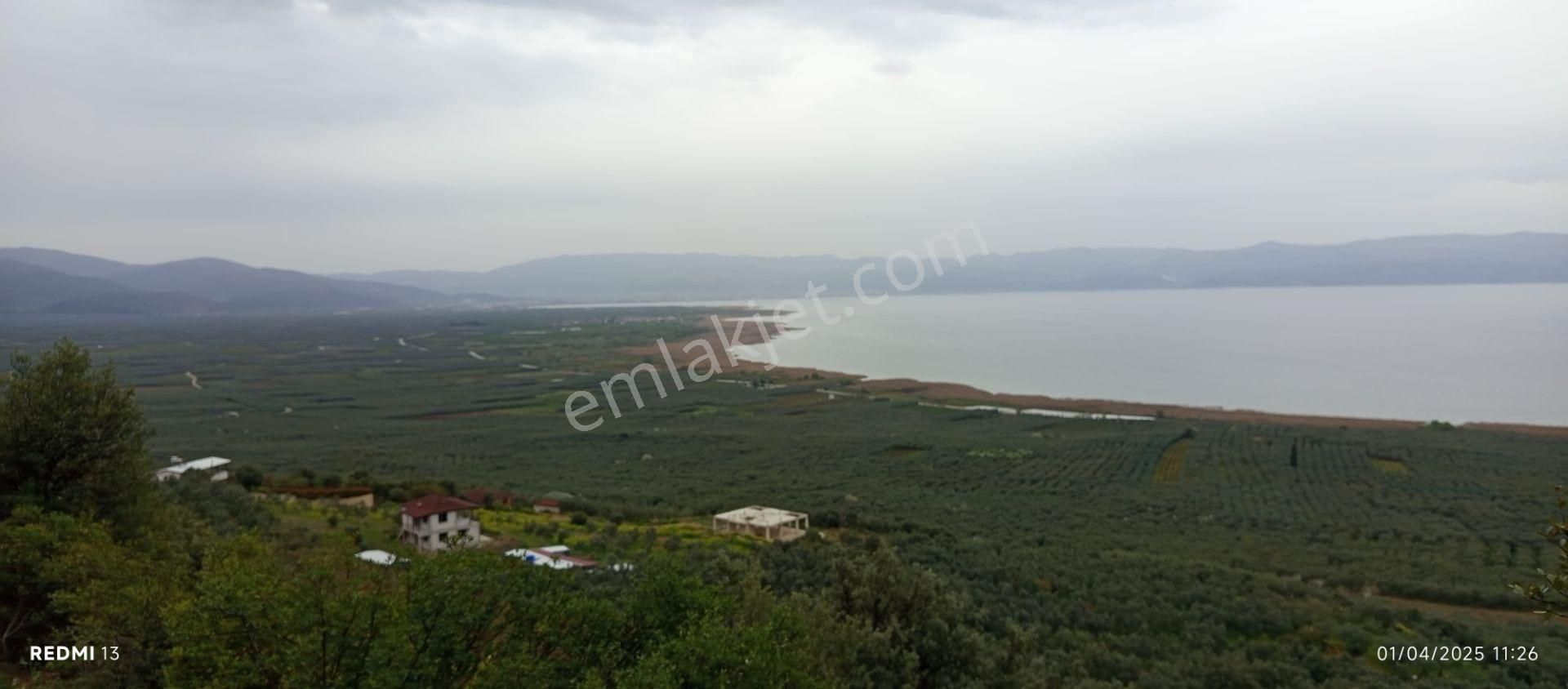 Bursa İznik Mahmudiye 'de Harika Göl Manzaralı Satılık Yerimiz - Görsel 4