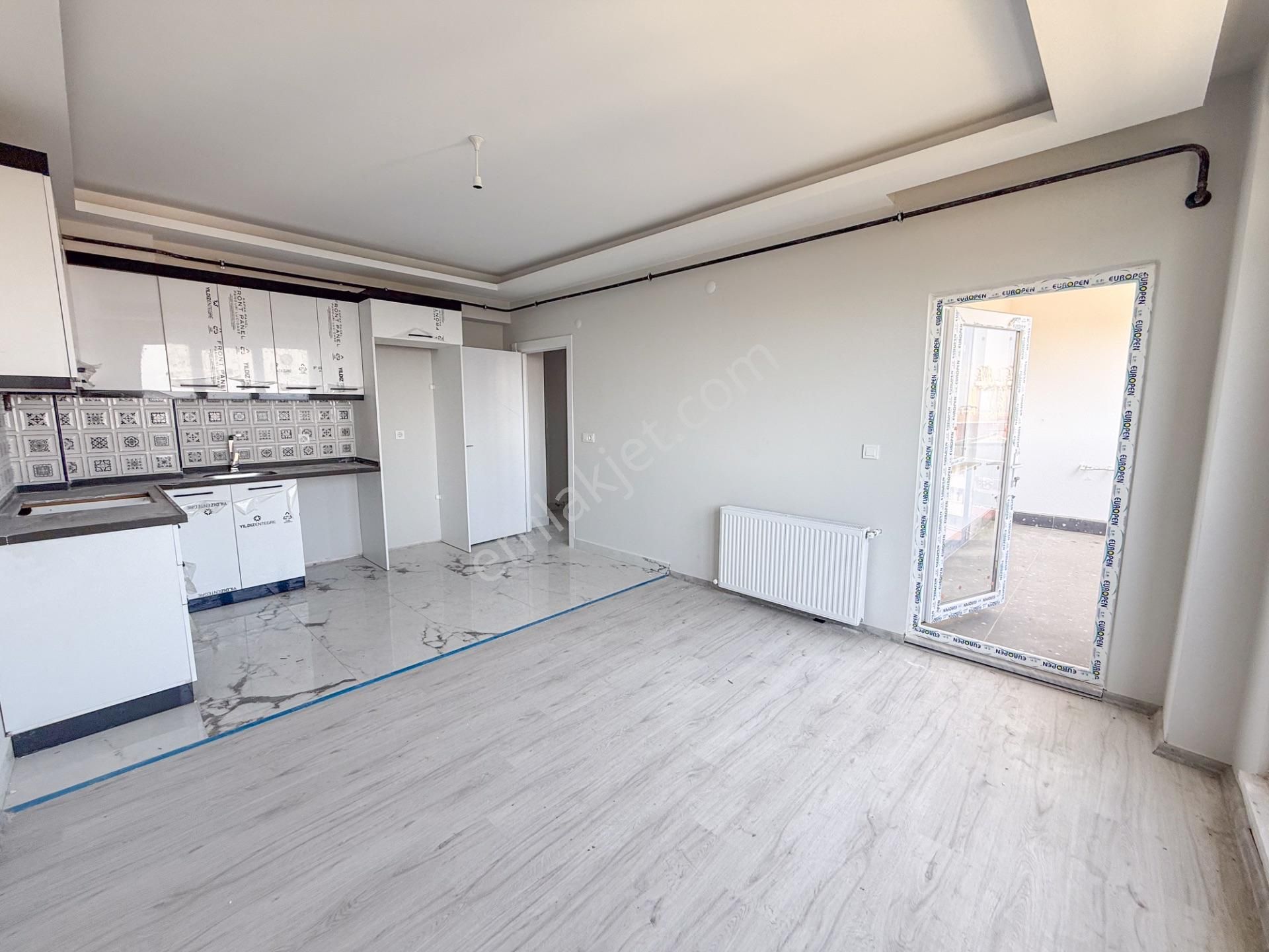 Kumbağ'da Deniz Manzaralı Geniş Balkonlu Satılık Sıfır 2+1 Daire - Görsel 24