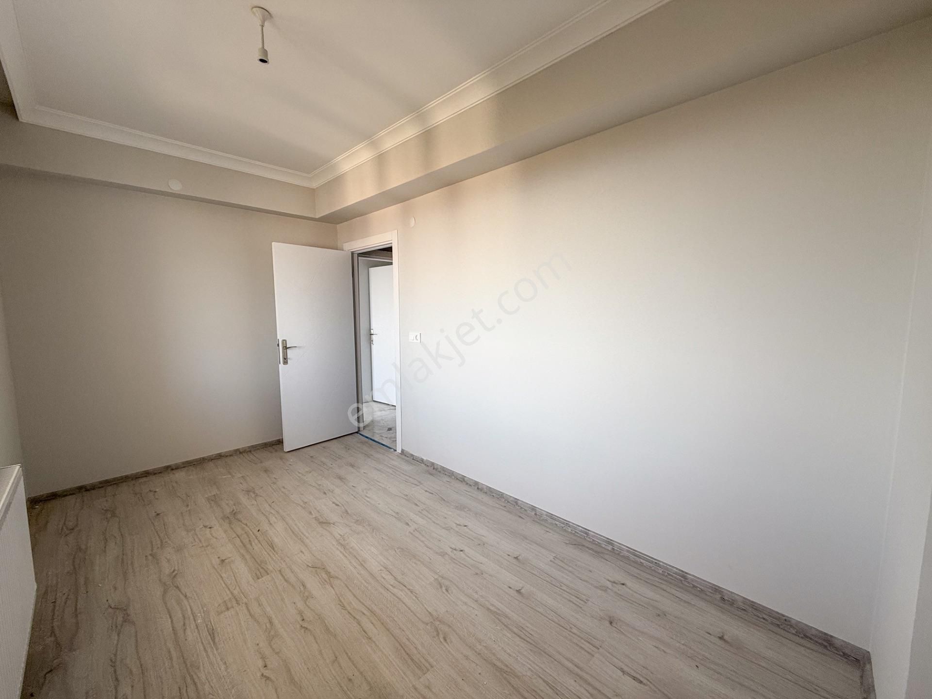 Kumbağ'da Deniz Manzaralı Geniş Balkonlu Satılık Sıfır 2+1 Daire - Görsel 4