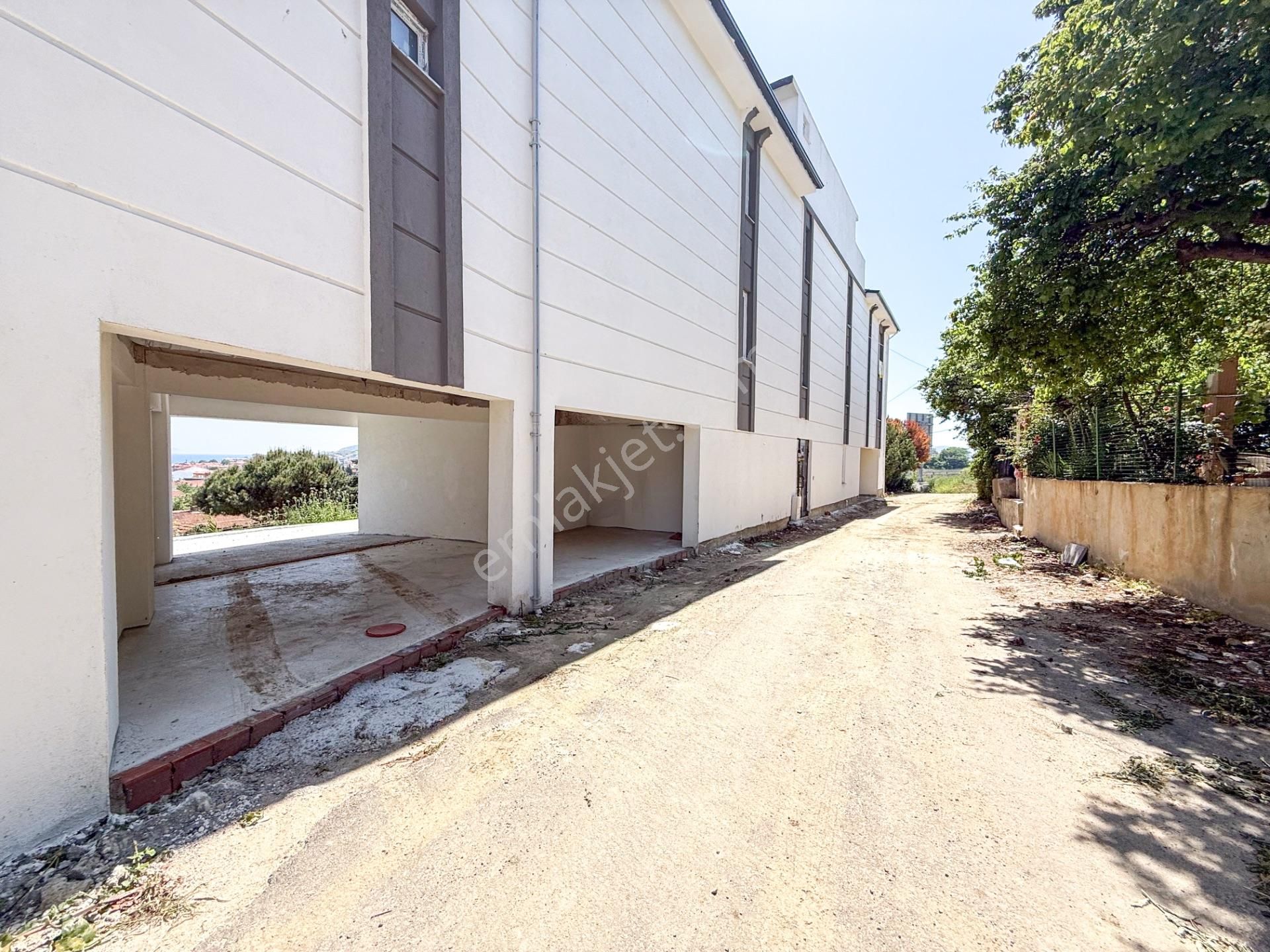 Kumbağ'da Deniz Manzaralı Geniş Balkonlu Satılık Sıfır 2+1 Daire - Görsel 30