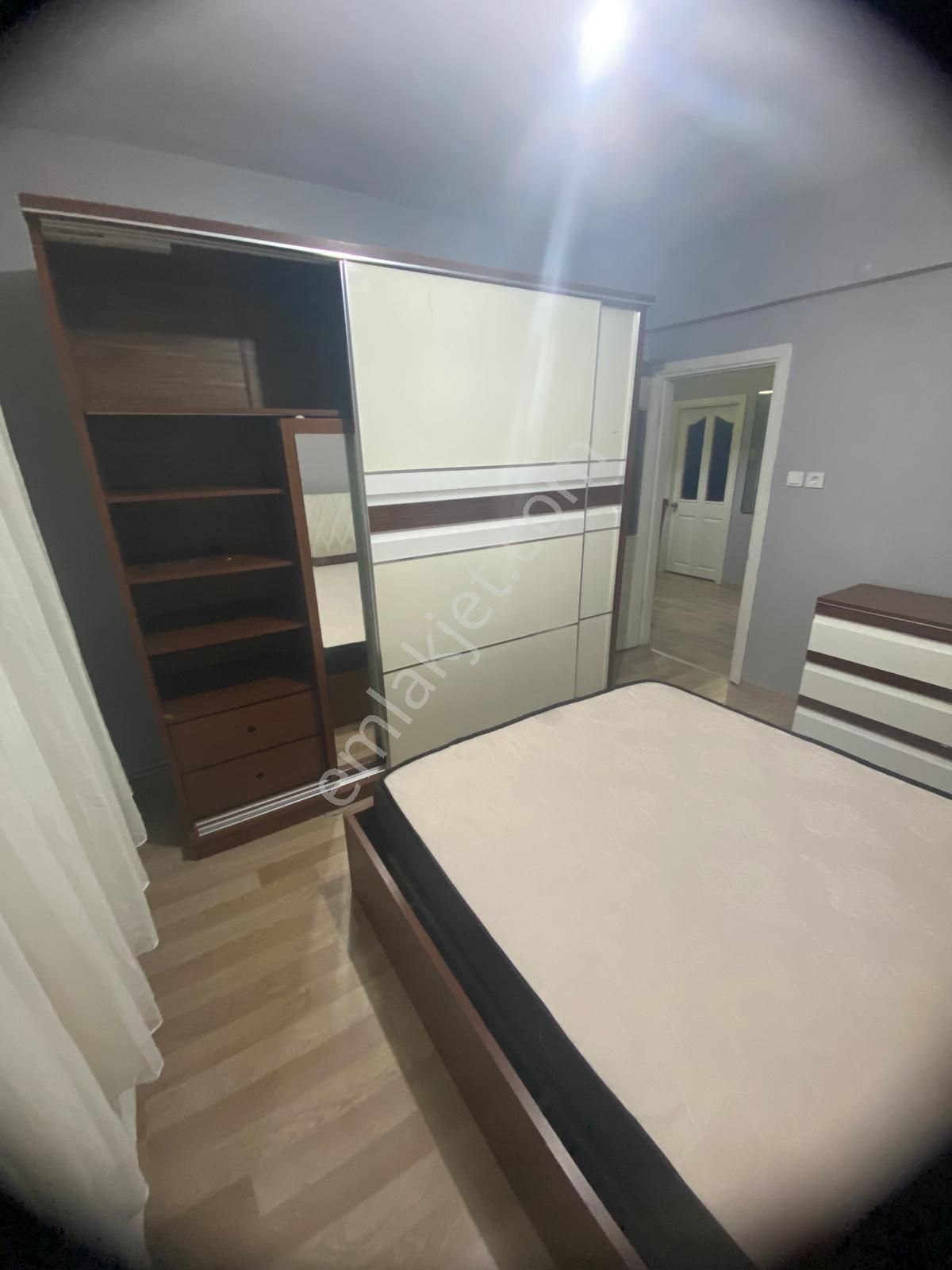 Full Eşyalı Kiralık 2+1 Düz Giriş Daire Sarıgazi Merkeze Yürüme