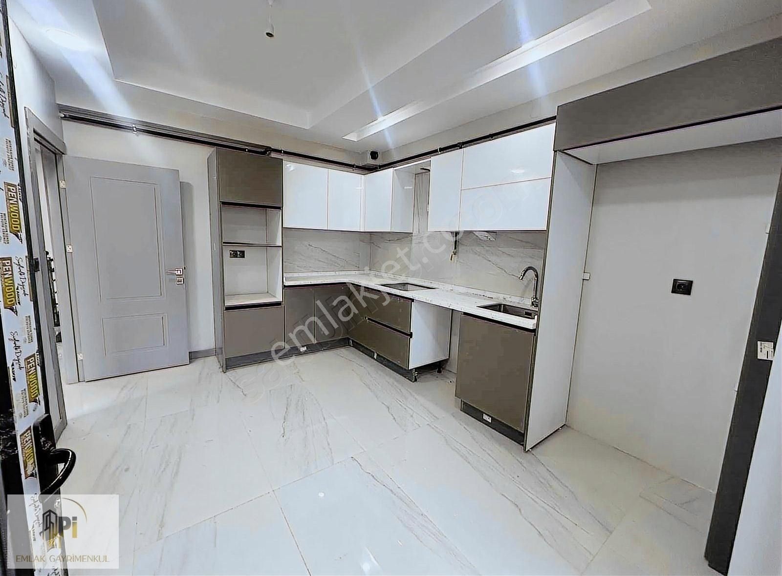 Pi Emlak Tan Satılık Önü Açık Özel Garajlı Lüks Villa