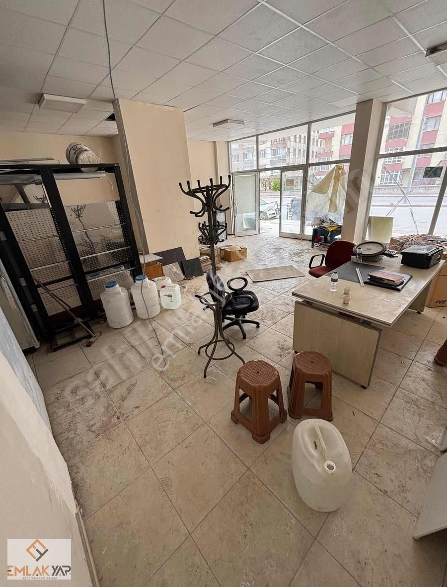 Emlakyap'tan Kosova Mah.kiralık 390 M2 Dükkan
