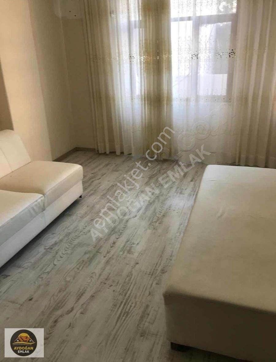 Aydoğan Emlak'tan Satılık Belediye Karşısı Köşe 1. Kat 2+1 Daire
