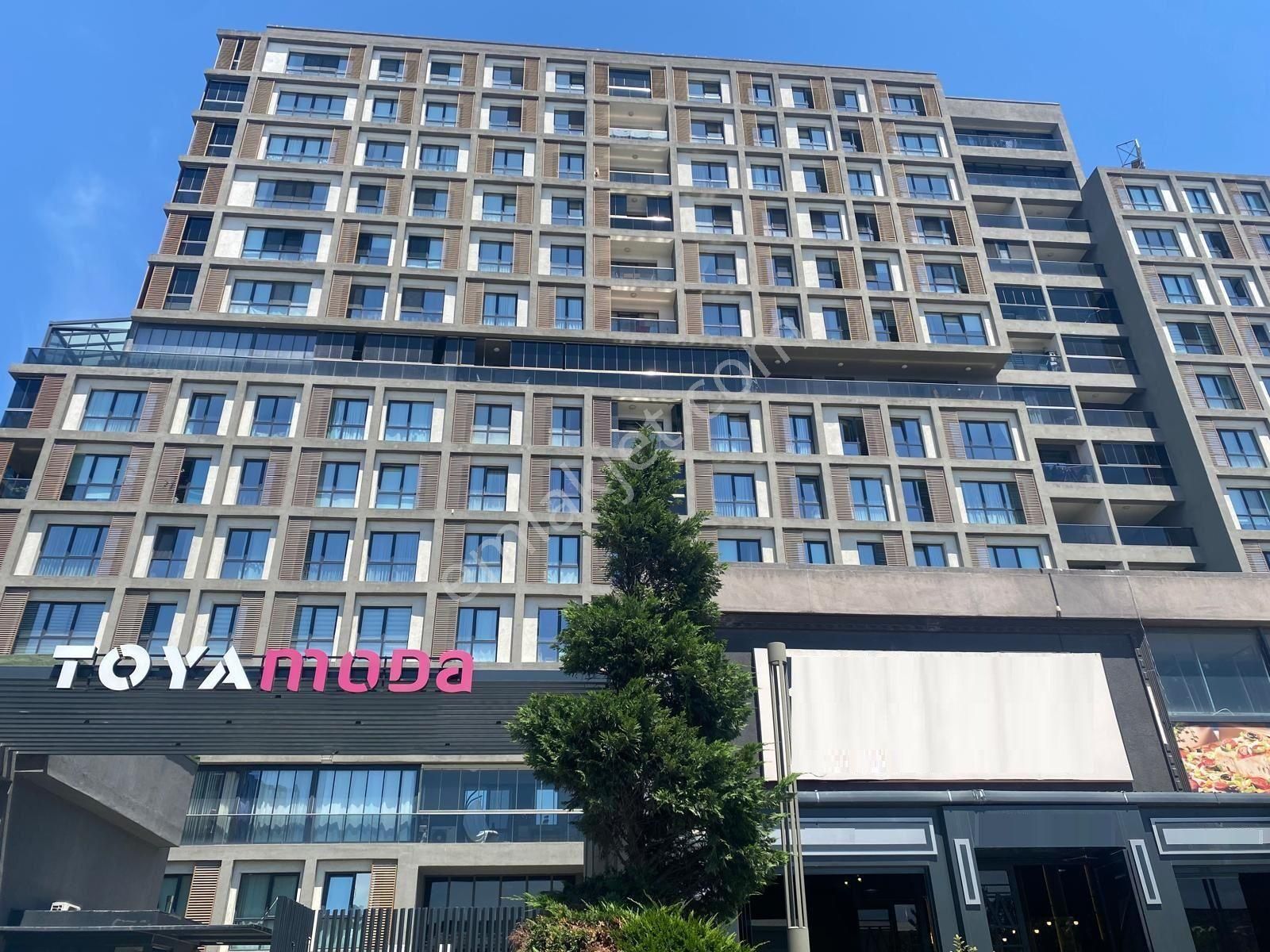 İstanbul House'dan Toya Moda Sitesinde Geniş 3+1 Ara Kat