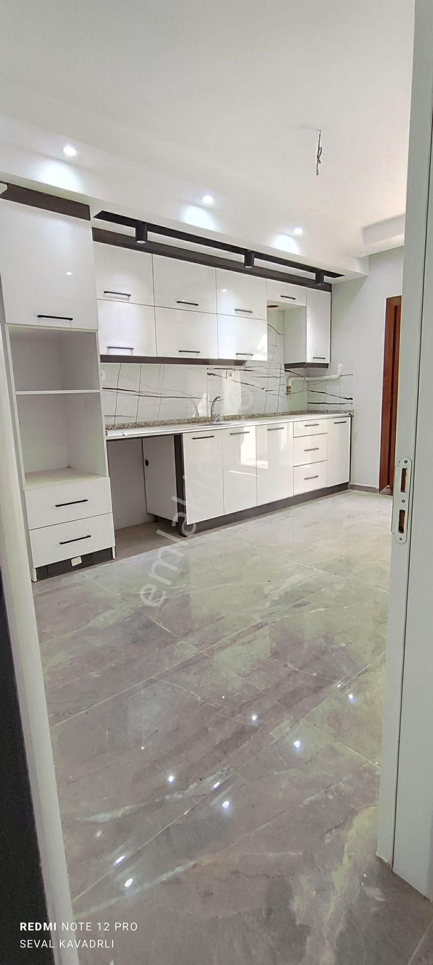 Turgutlu Satılık Özyurt Mah 2+1 Oda 115m2 1 Ve 2. Kat Sıfır Doğalgazlı Daireler