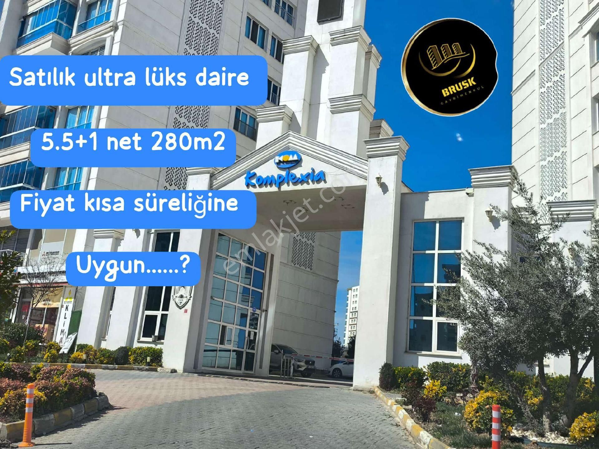 50lık Yolda Tezgel Kompleks Satılık Ultra Lüks Daire