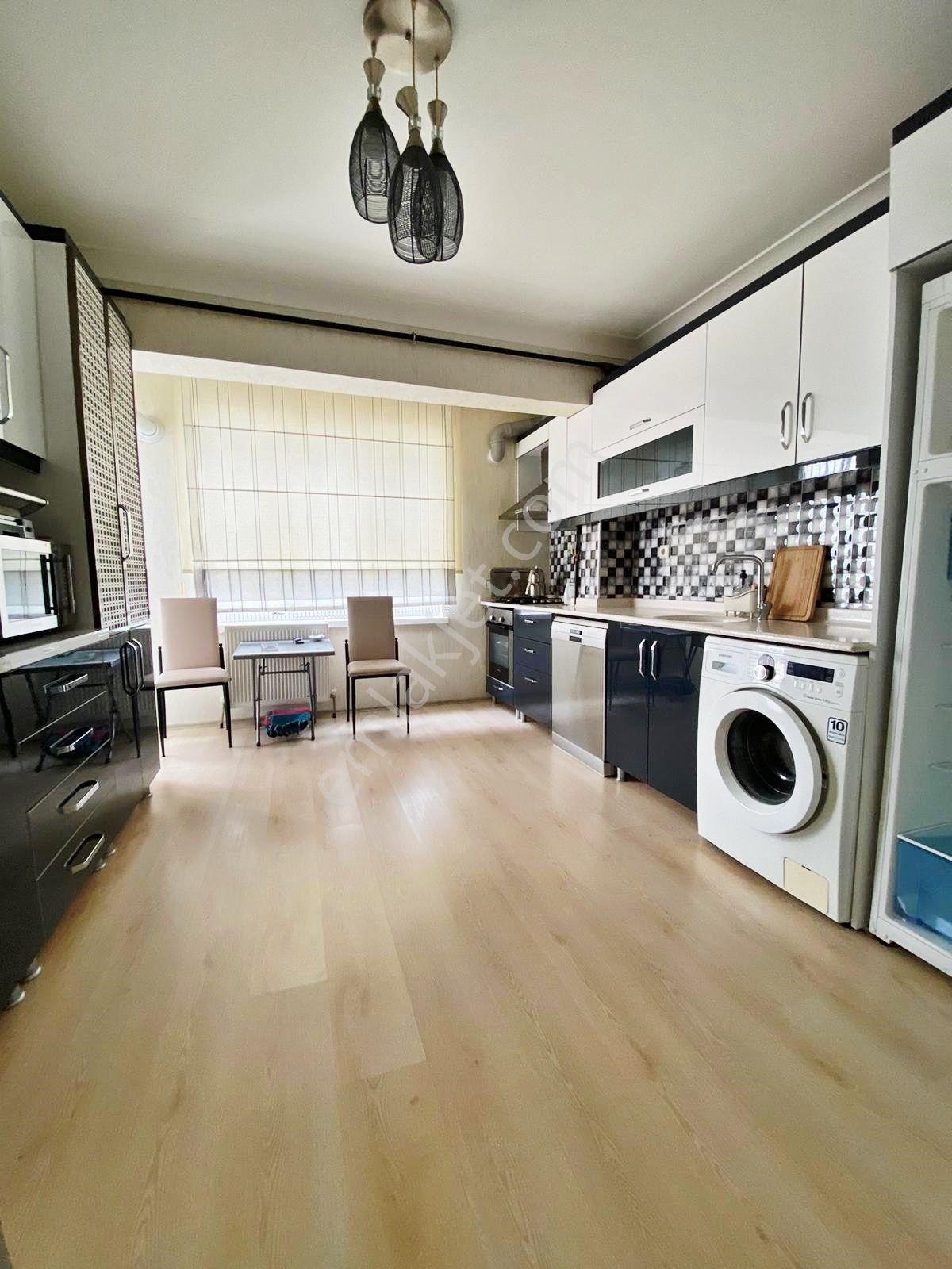 Elvan Mah A Life Hastane Yakını Satılık 2+1 Asansörlü Teras Kat Daire