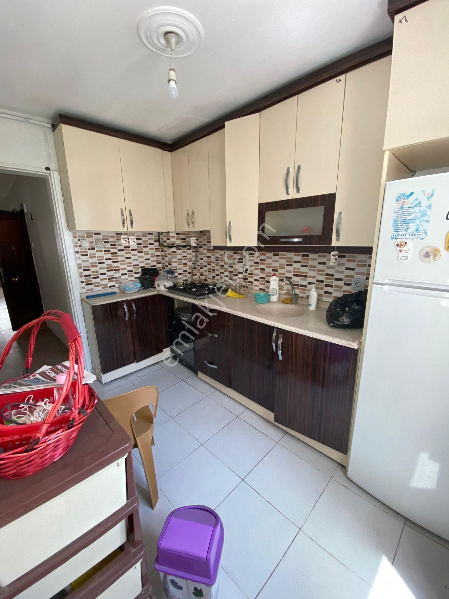 🏡yarhasanlarmahallesi 🏡 ✅2+1 90 M2 Katlının Zeminj Katı ❇️ Kapalı Mutfak
