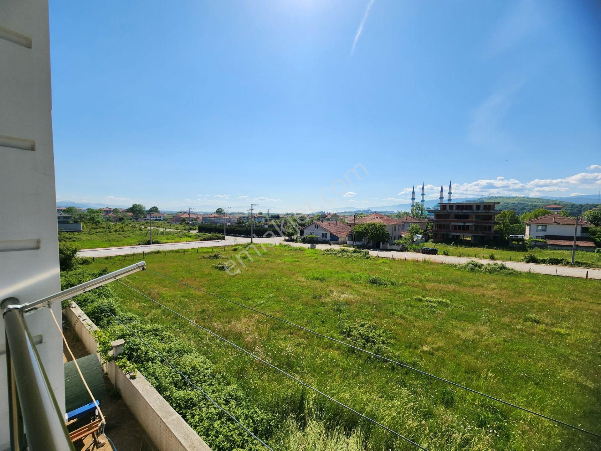 Düzce Gümüşova Da Hastaneye Yürüme Satılık Geniş Arakat 2+1 - Görsel 16