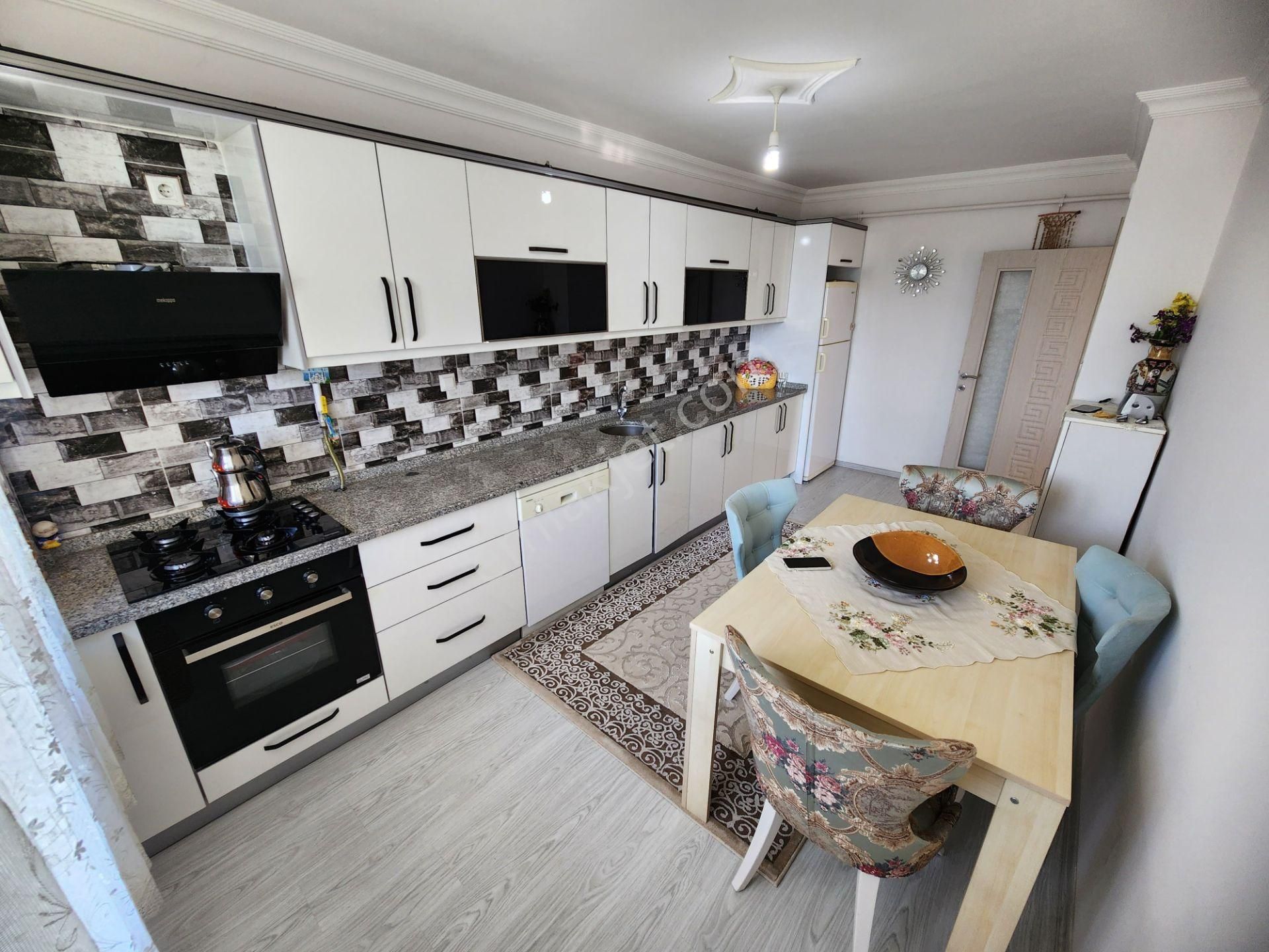 Düzce Gümüşova Da Hastaneye Yürüme Satılık Geniş Arakat 2+1 - Görsel 4