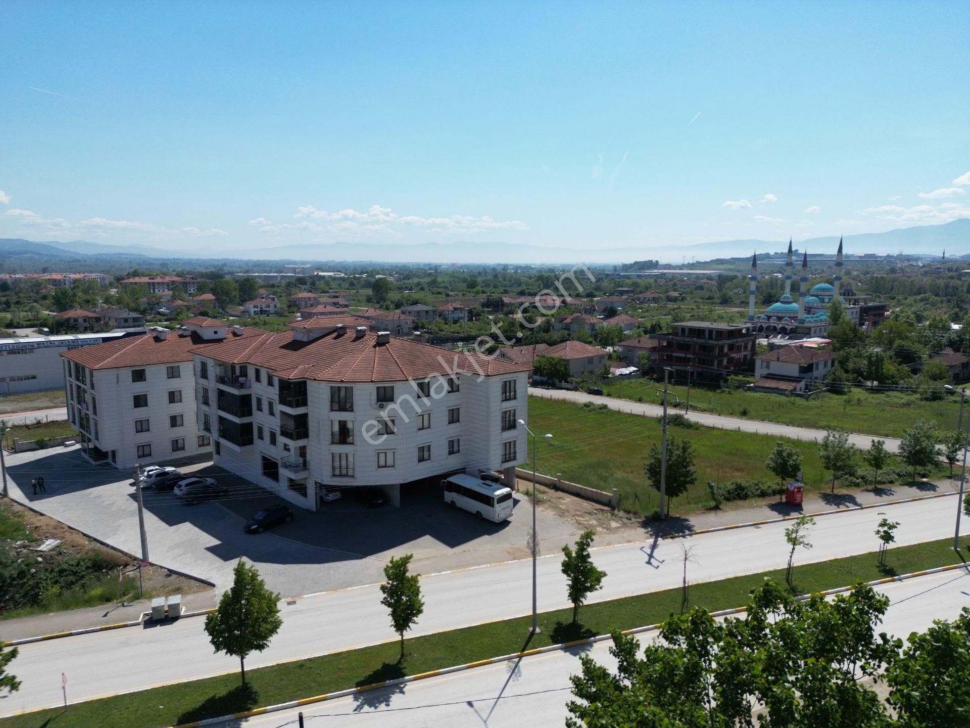 Düzce Gümüşova Da Hastaneye Yürüme Satılık Geniş Arakat 2+1 - Görsel 26