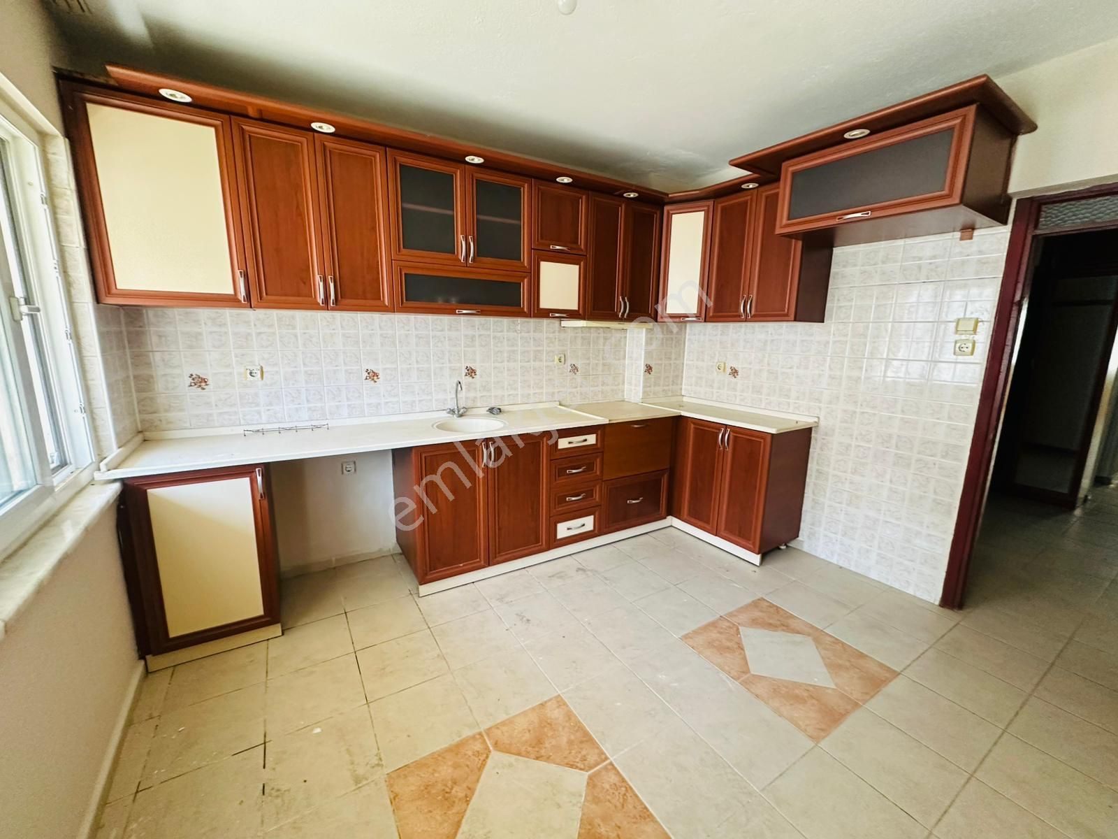 🏡 Göl-san Gayrimenkul’den 🏡 Yıldıztepe Mah. Fırsaatttt 3+1 Daire