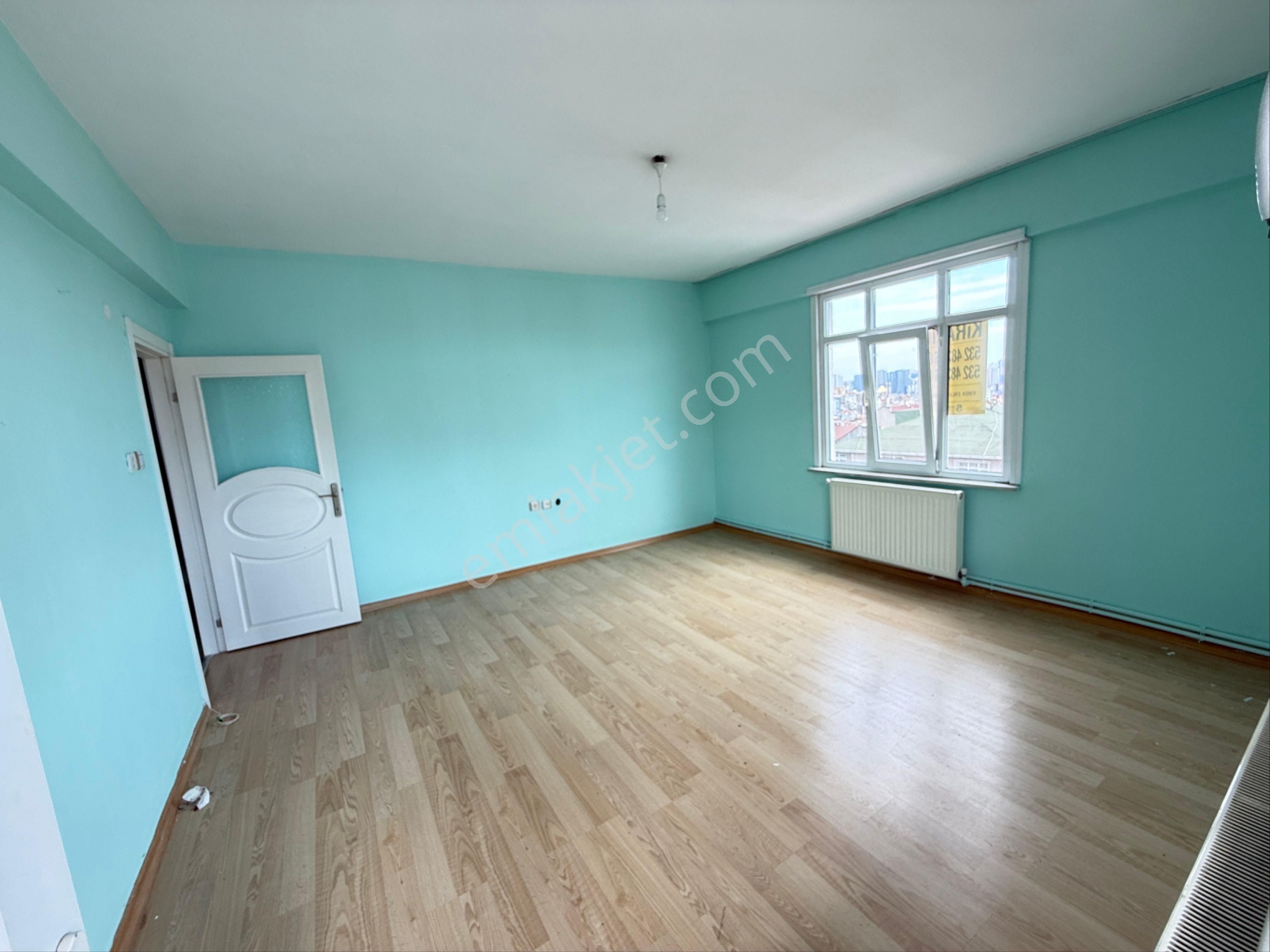 Sefaköy İnönü Mahallesi Kiralık 2 + 1 Beşinci Kat